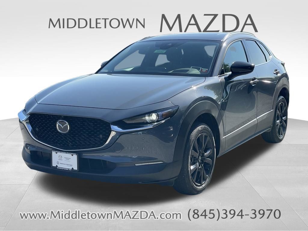 2025 Mazda CX-30 Gris (Gray Metallic) SUV/Crossover Tracción en las cuatro ruedas 6 velocidades Automática