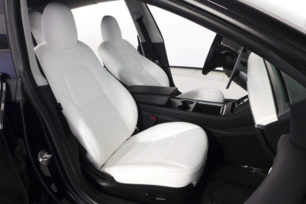 Thumbnail: 2021 Tesla Model 3 - 19