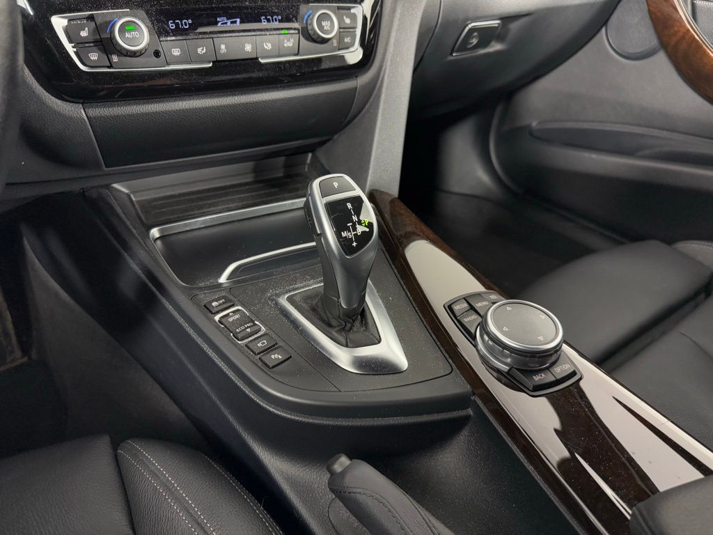 2016 BMW 3 Series 328i xDrive 15