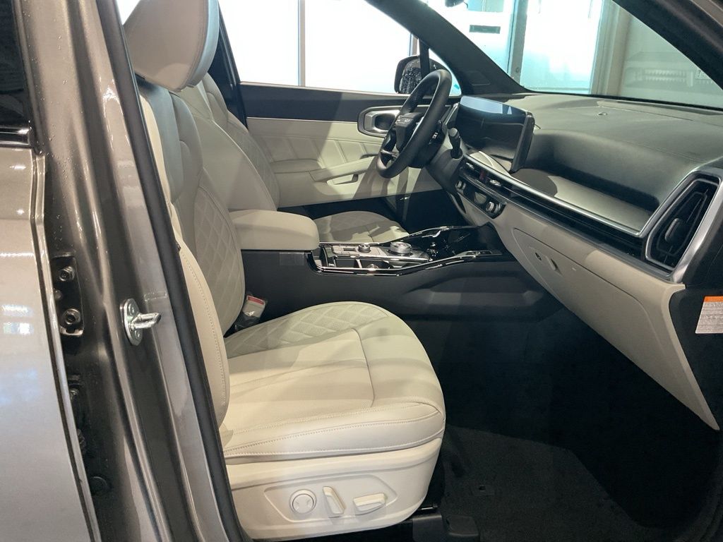 New 2026 Beige Kia SX Prestige image 27