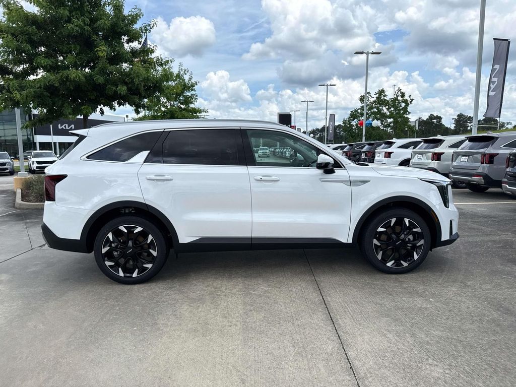 New 2026 White Kia EX image 8
