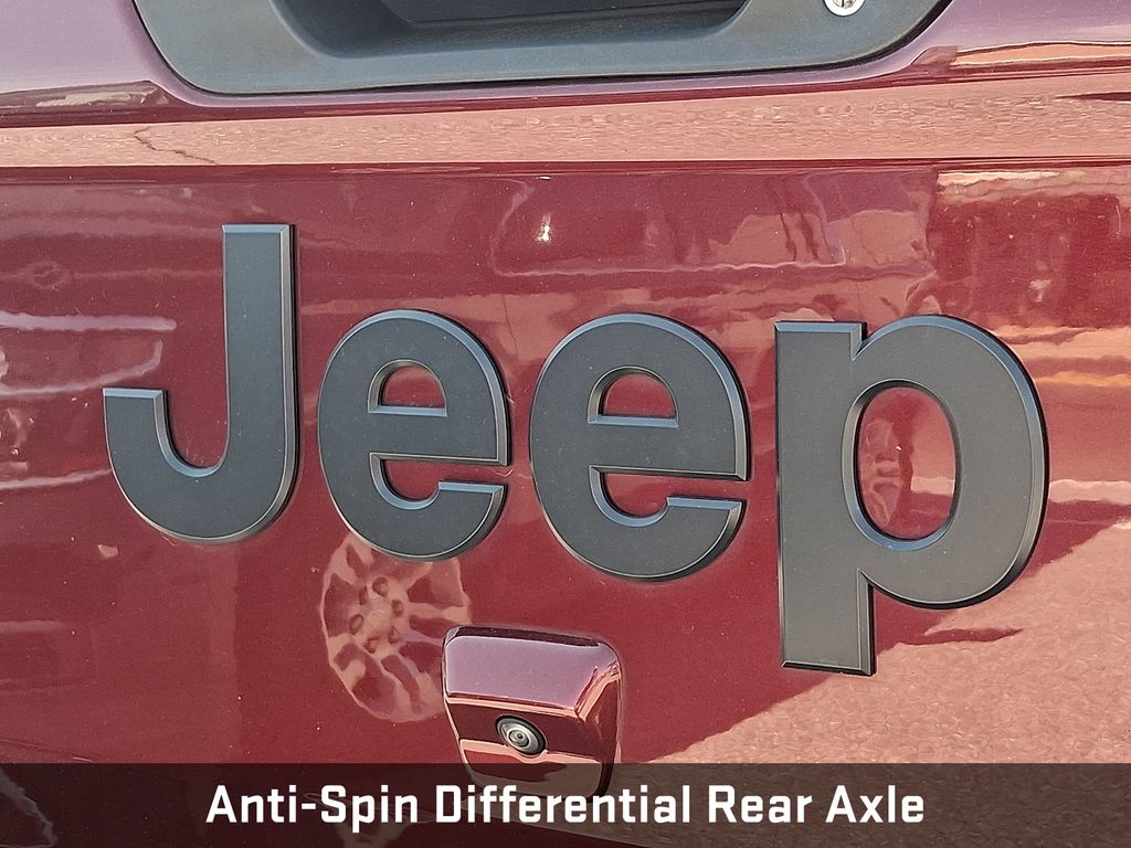2022 Jeep Gladiator Sport Red at South Hills CDJR