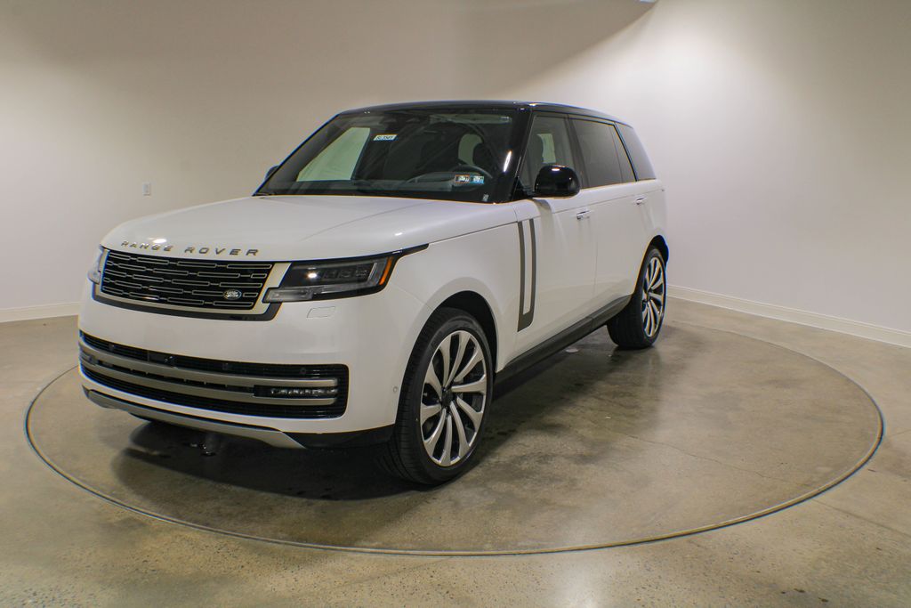 White Pearl 2026 Land Rover Range Rover SUV / Crossover All-Wheel Drive 8-Speed Automatic