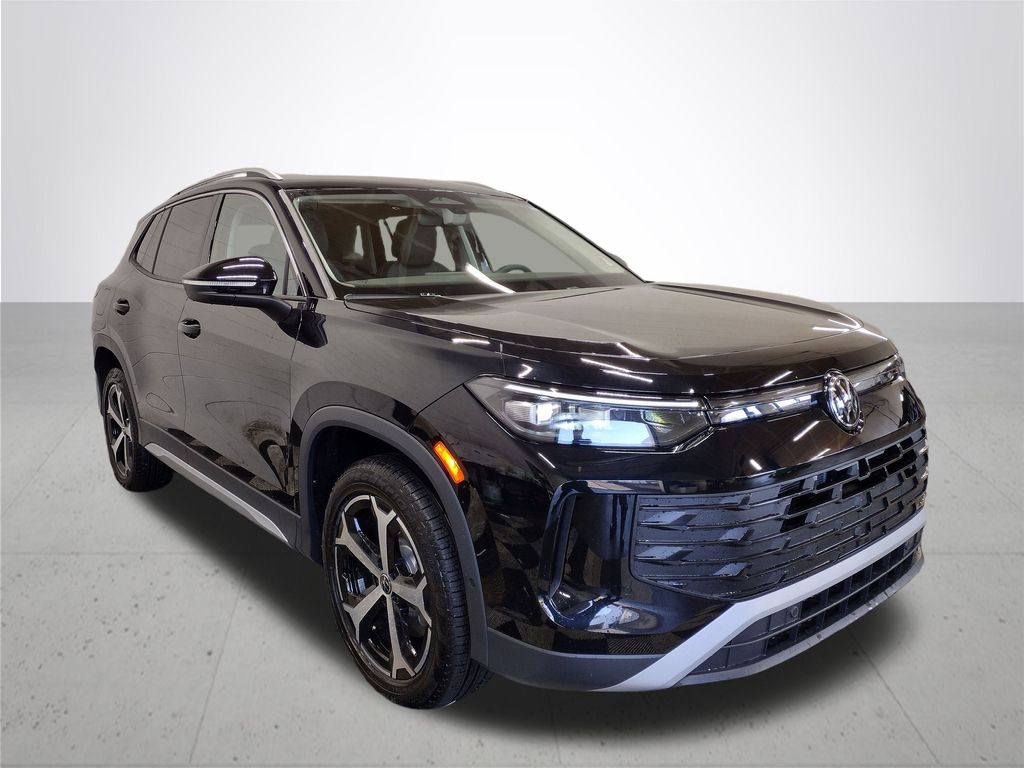 2025 Volkswagen Tiguan 2.0T SE