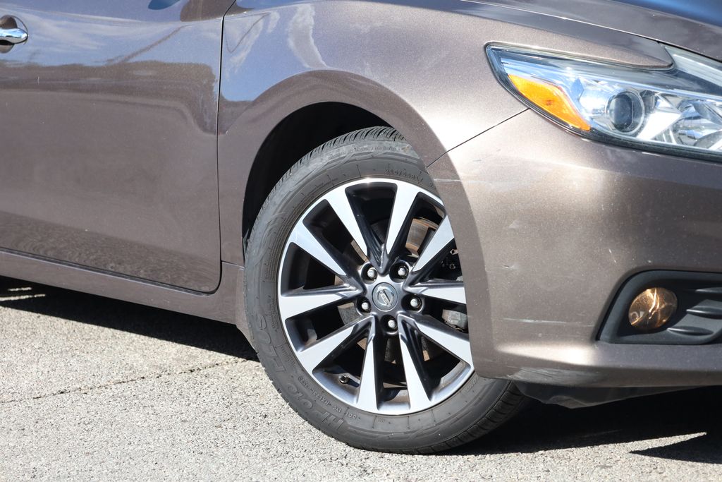 used 2016 Nissan Altima car, priced at $11,997