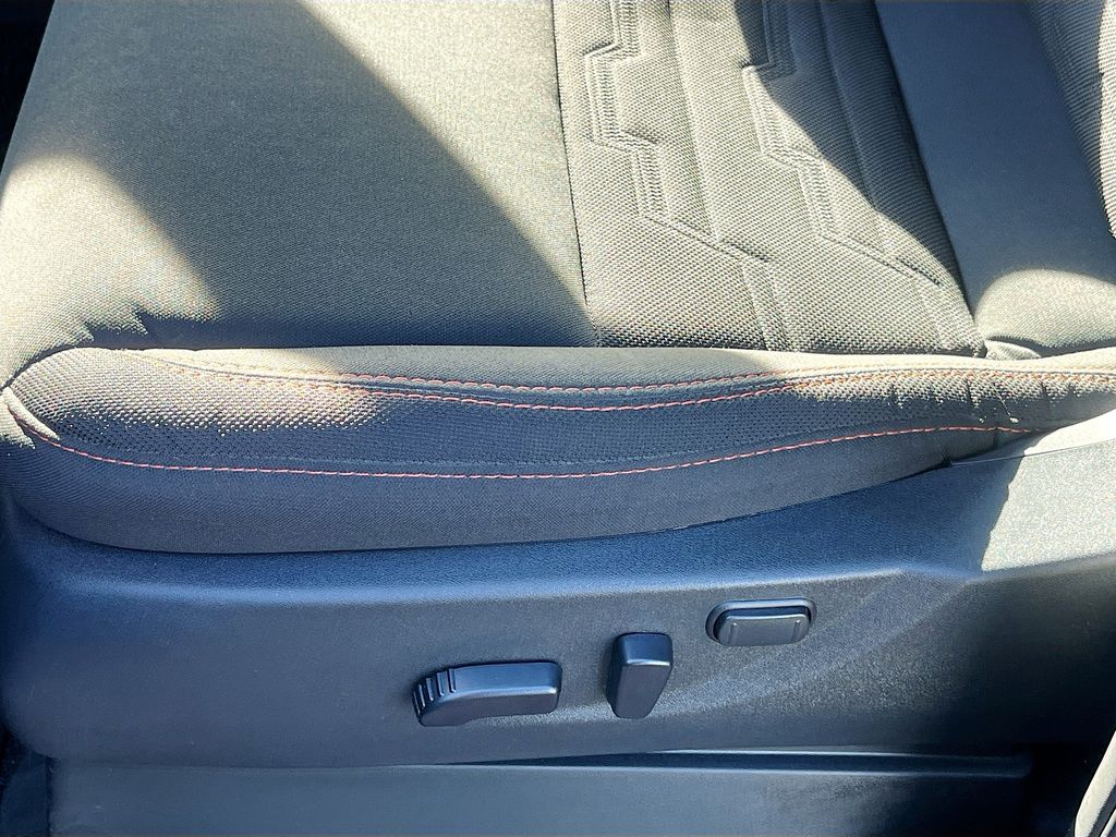 Used 2025 Black Nissan PRO-4X image 19