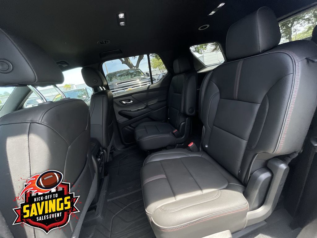 Used 2023 Chevrolet Traverse SUV