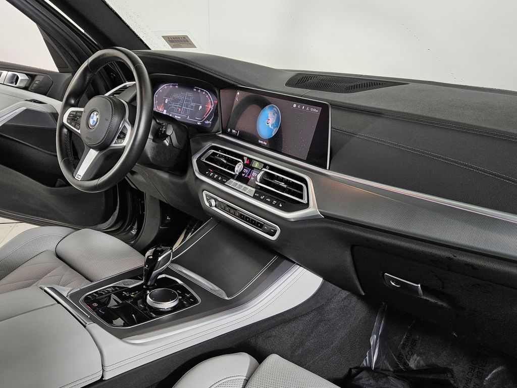 Thumbnail: 2023 BMW X5 - 13