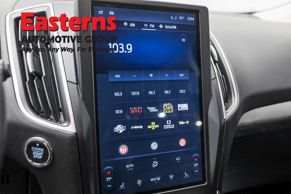 Used 2024 Silver Ford SEL image 19