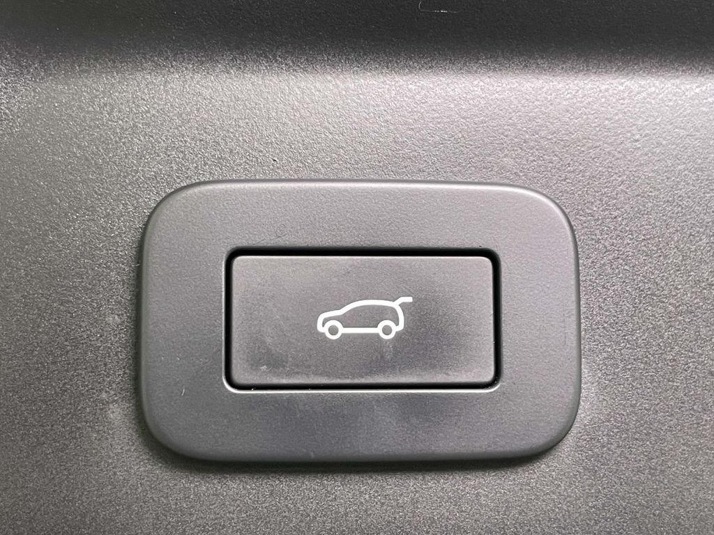2025 Land Rover Range Rover Velar Dynamic SE  at Phil Fitts Ford