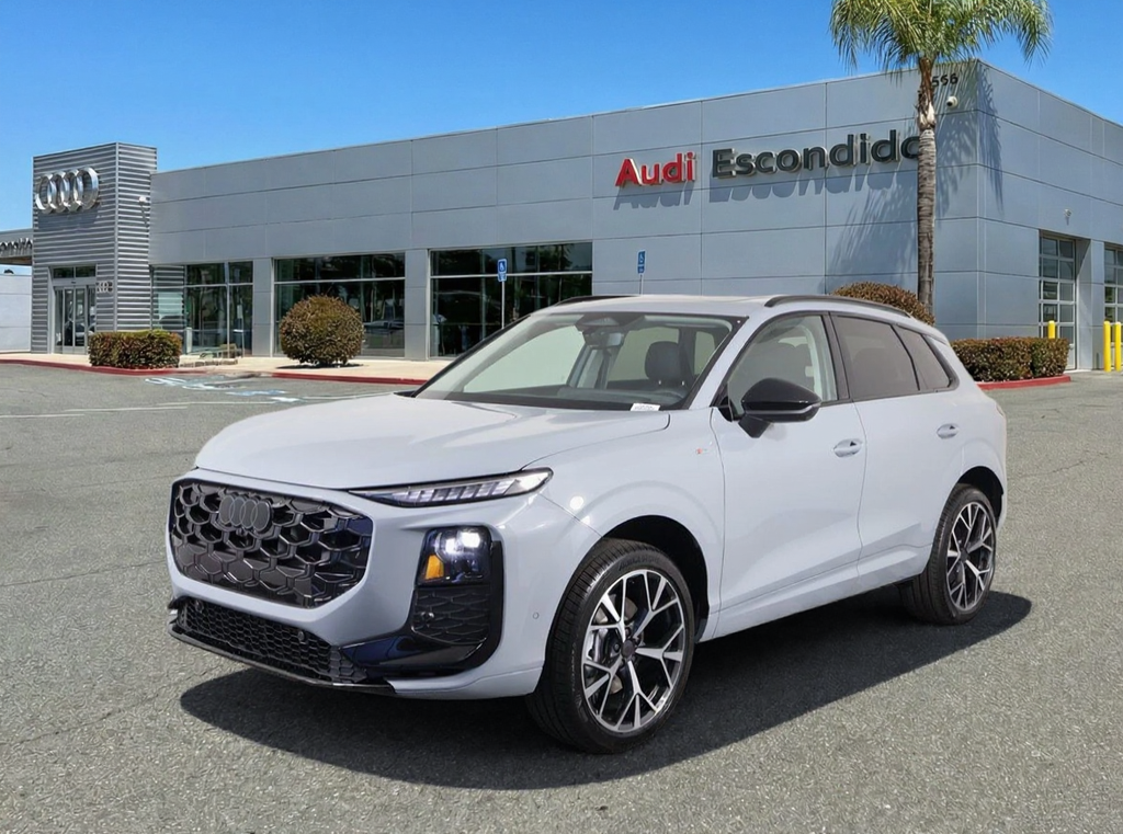 Arrow Gray Pearl Effect 2026 Audi Q3 SUV / Crossover  7-Speed Automatic