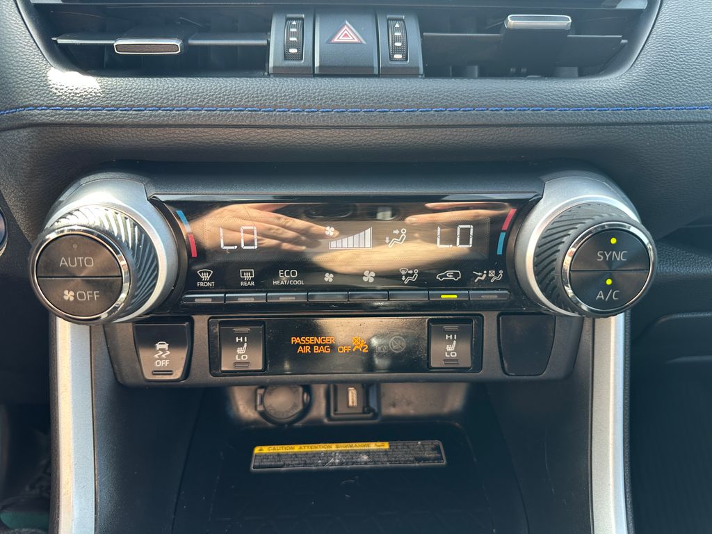 2020 Toyota RAV4 Hybrid XSE