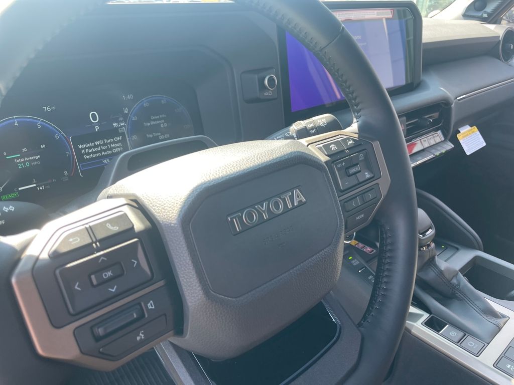 2025 Toyota Land Cruiser photo 39