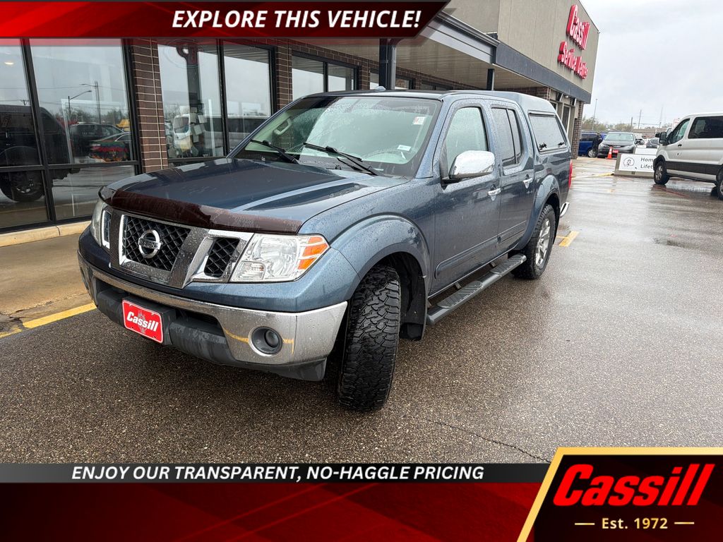 Gray (Graphite Blue) 2014 Nissan Frontier SL Crew Cab 4WD Pickup Truck Four-Wheel Drive 5-Speed Automatic Overdrive