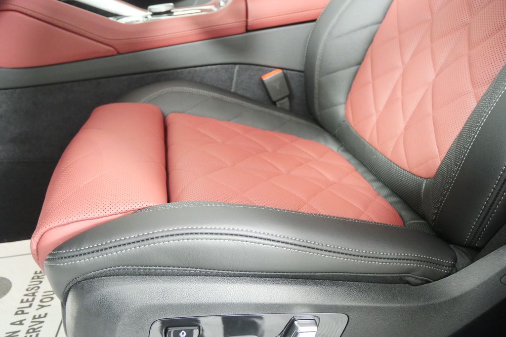 Thumbnail: 2026 BMW X6 - 10