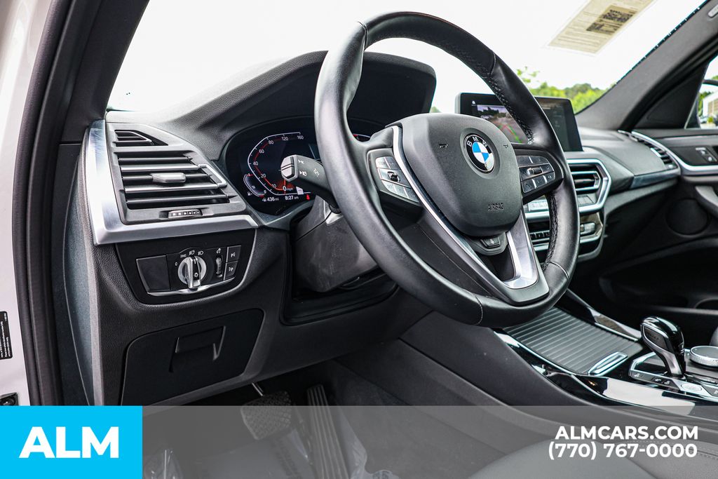 Used 2024 White BMW sDrive30i image 28
