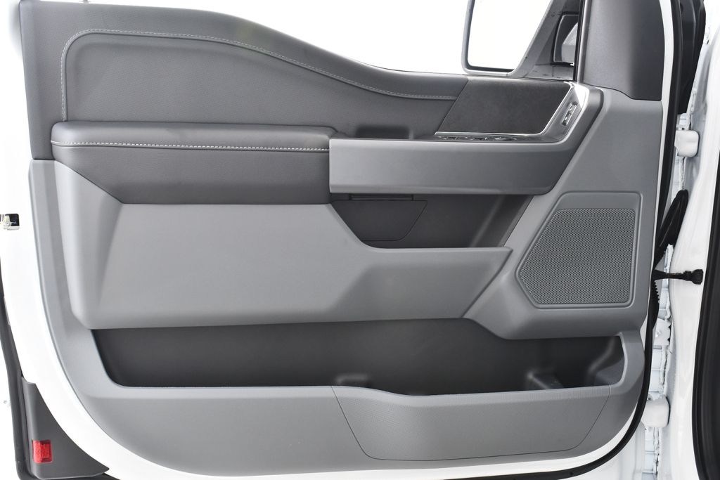 New 2026 White Ford XLT image 24