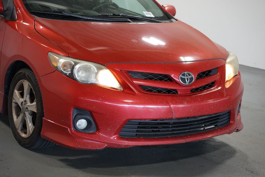Thumbnail: 2012 Toyota Corolla - 4