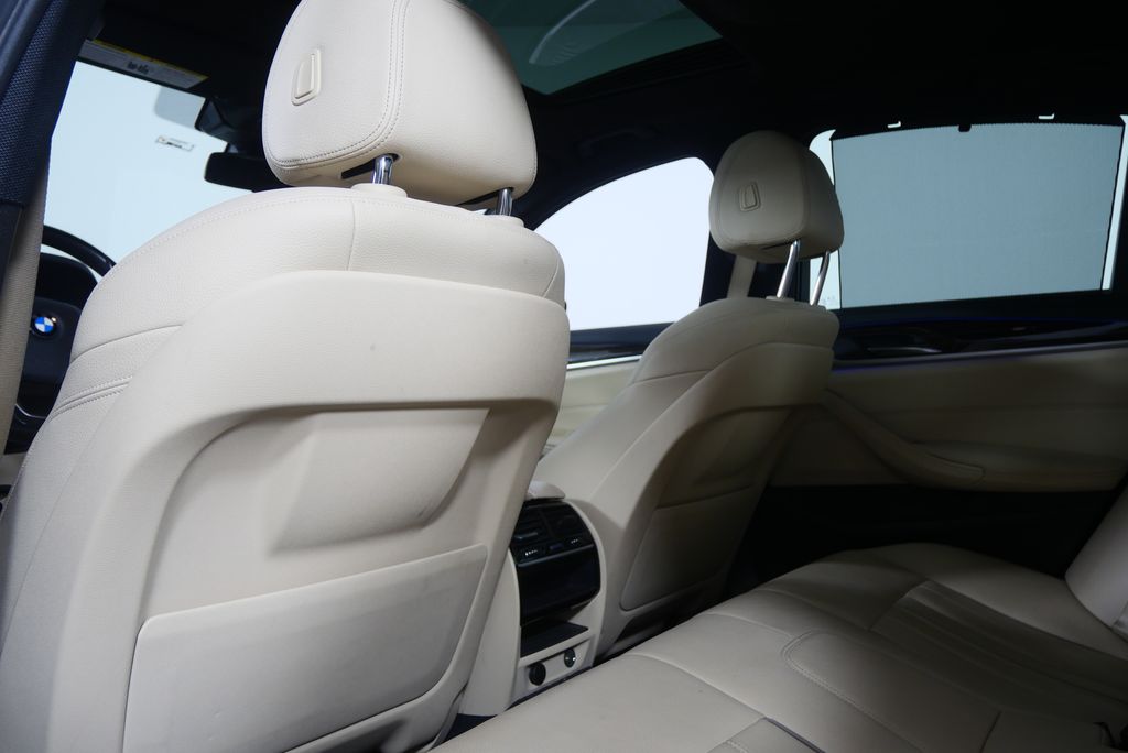 Thumbnail: 2019 BMW 5 Series - 14