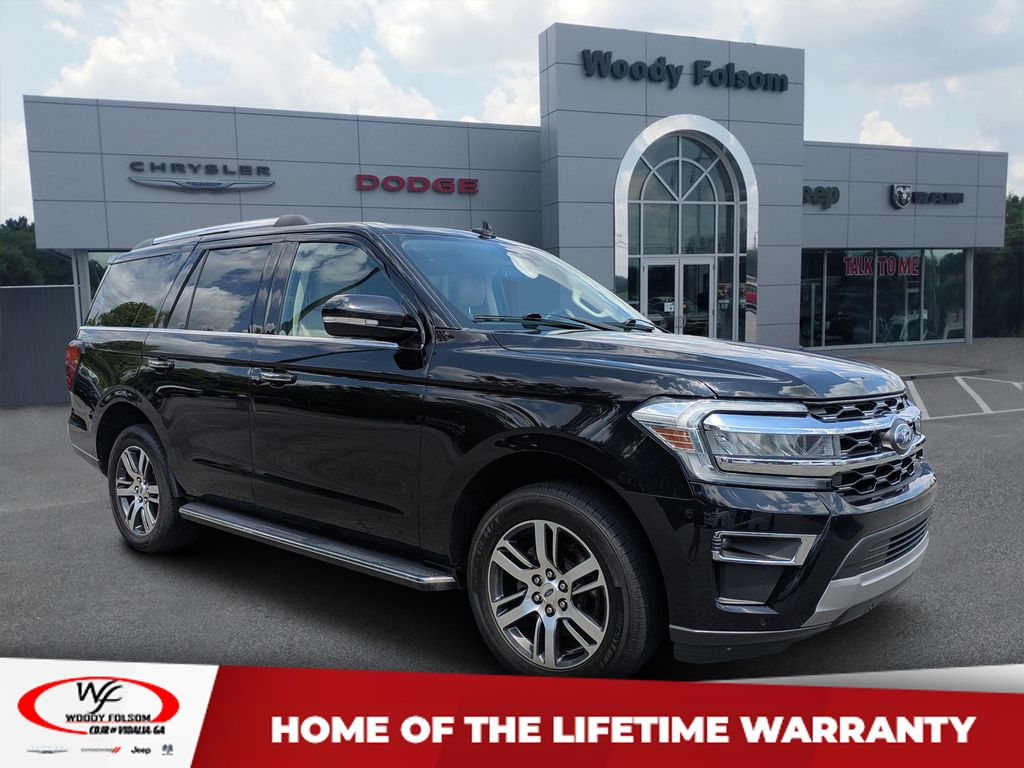 Black Metallic 2023 Ford Expedition SUV / Crossover 4X2 Automatic