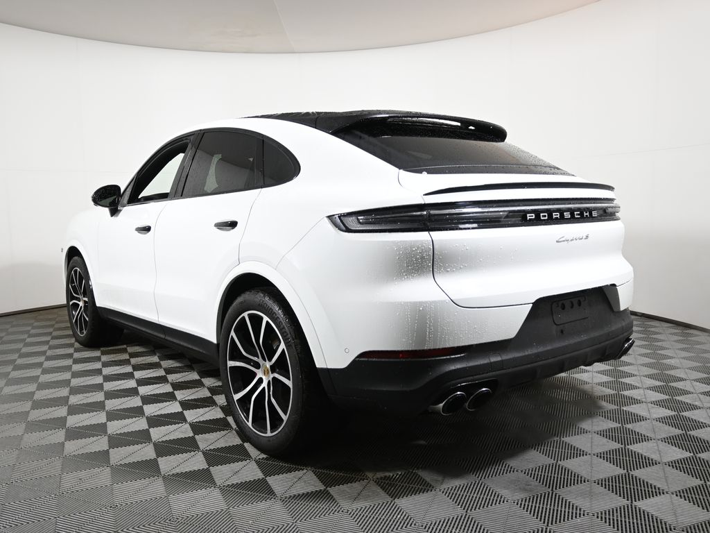 Thumbnail: 2024 Porsche  - 3