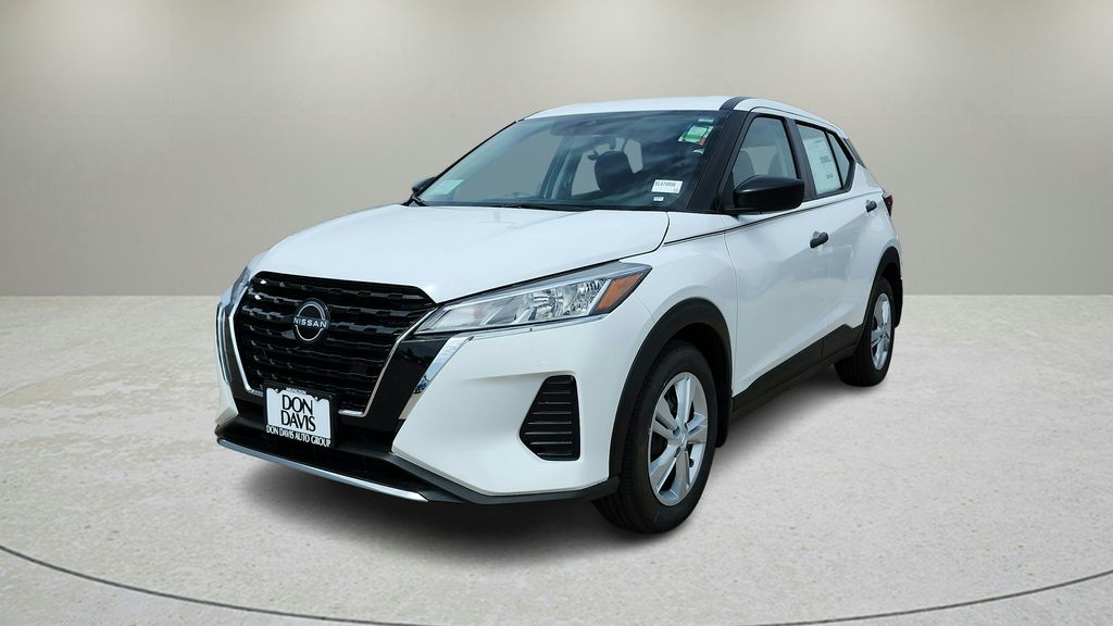 2025 Nissan Kicks Play