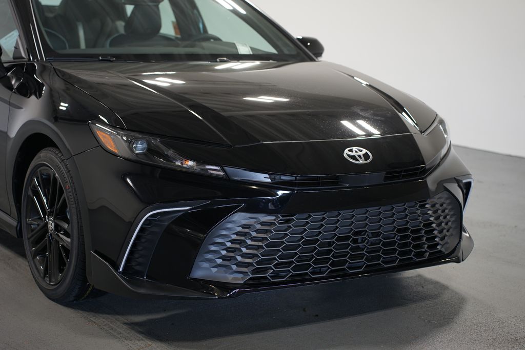 Thumbnail: 2026 Toyota Camry - 4