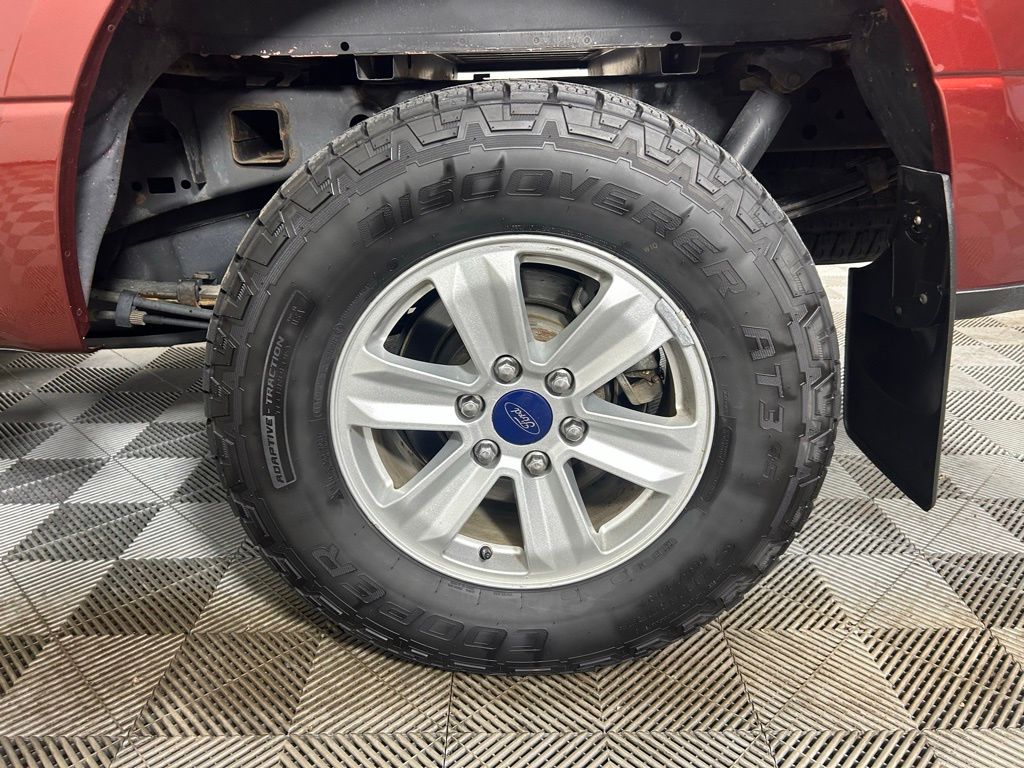 Used 2016 Brown Ford XLT image 23