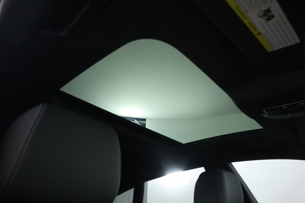 Thumbnail: 2025 Audi A7 - 19