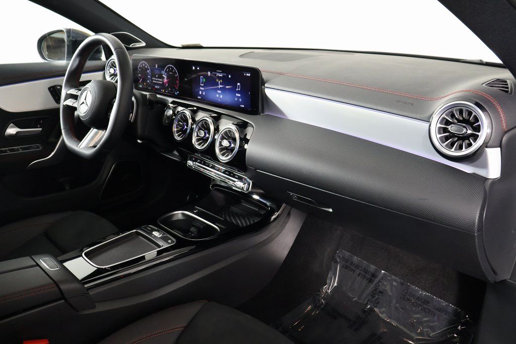 2025 Mercedes-Benz CLA 250 9