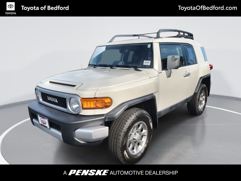 2013 Toyota FJ Cruiser Base -
                Bedford, OH