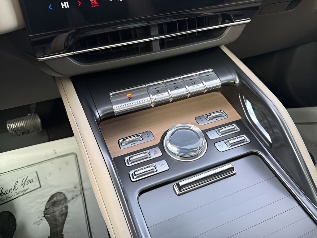 2025 Lincoln Nautilus