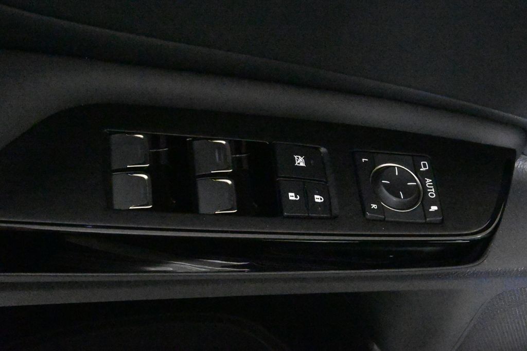 Thumbnail: 2023 Lexus ES - 30