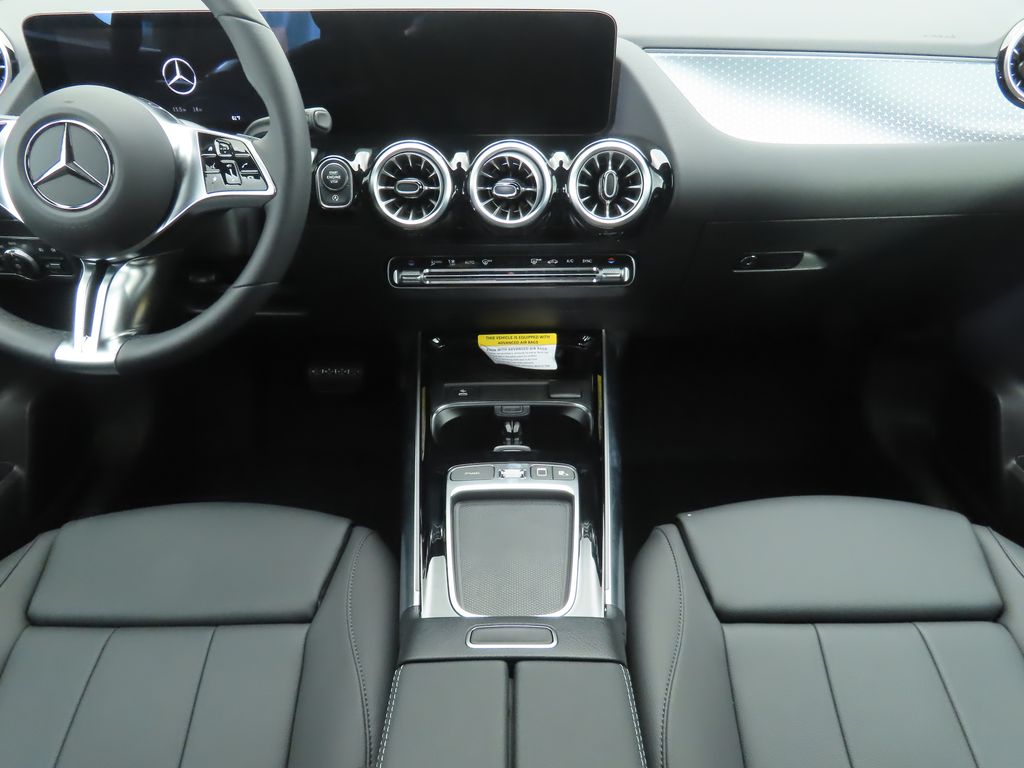 Thumbnail: 2025 Mercedes-Benz GLA - 13