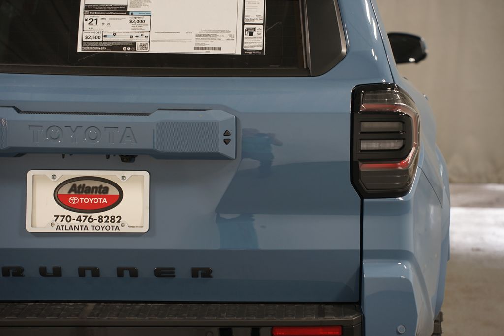 Thumbnail: 2025 Toyota 4Runner - 10