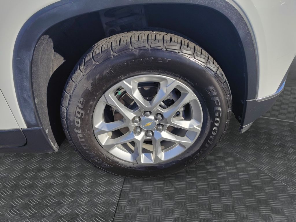 Used Car 2021 Chevrolet Traverse  Lt For Sale Under $20,000 In Austin, Texas