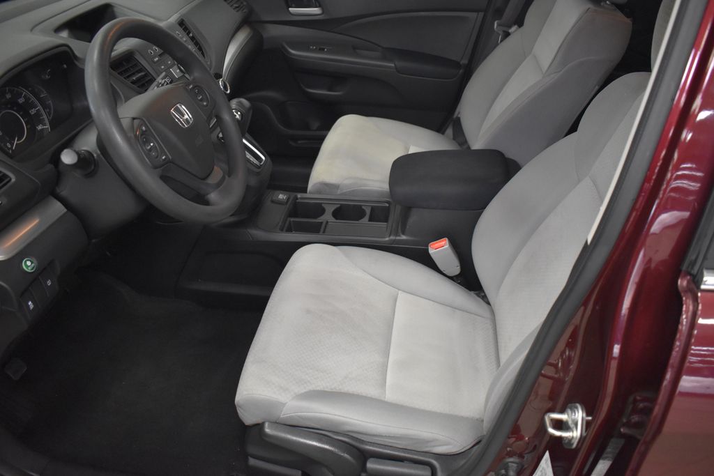 2016 Honda CR-V SE 27