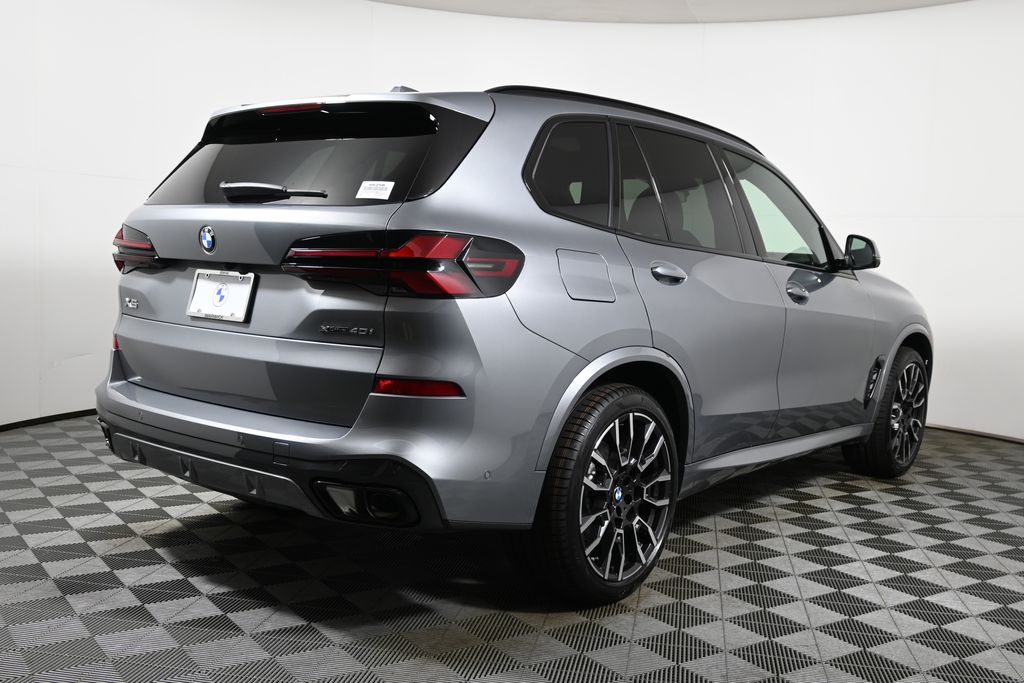 Thumbnail: 2026 BMW X5 - 7