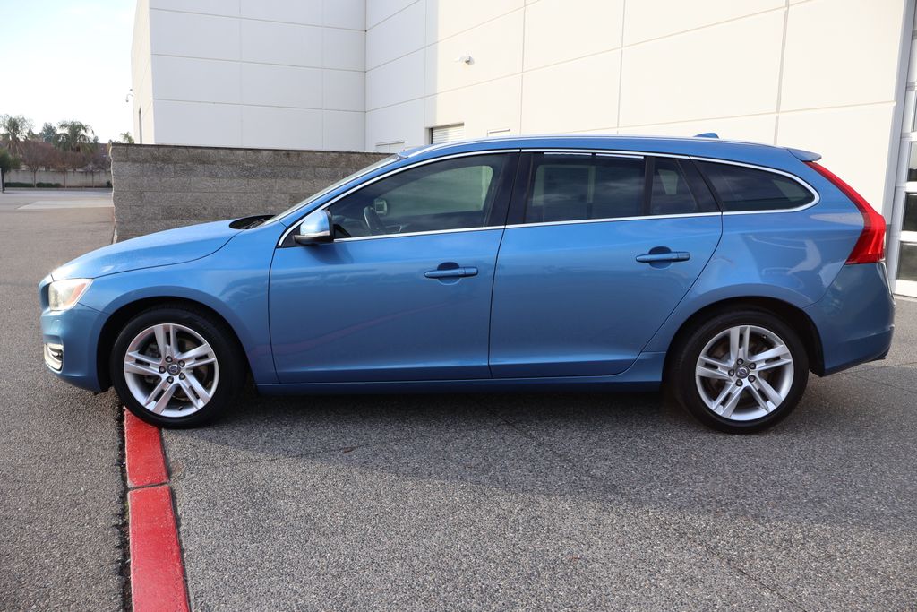 2015 Volvo V60 T5 8