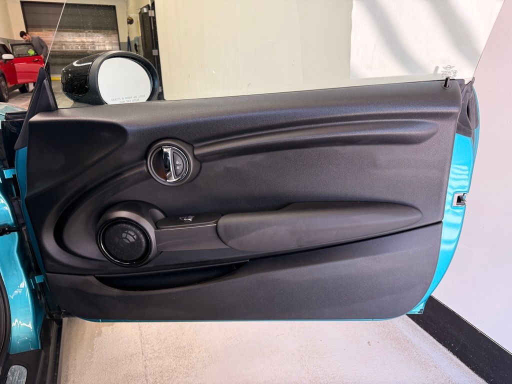 Thumbnail: 2020 MINI Cooper - 22