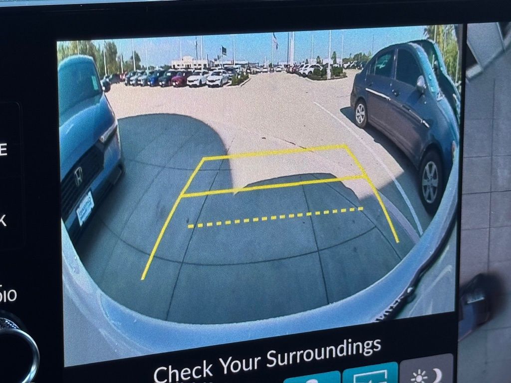 2025 Honda Pilot TrailSport White at Community Honda