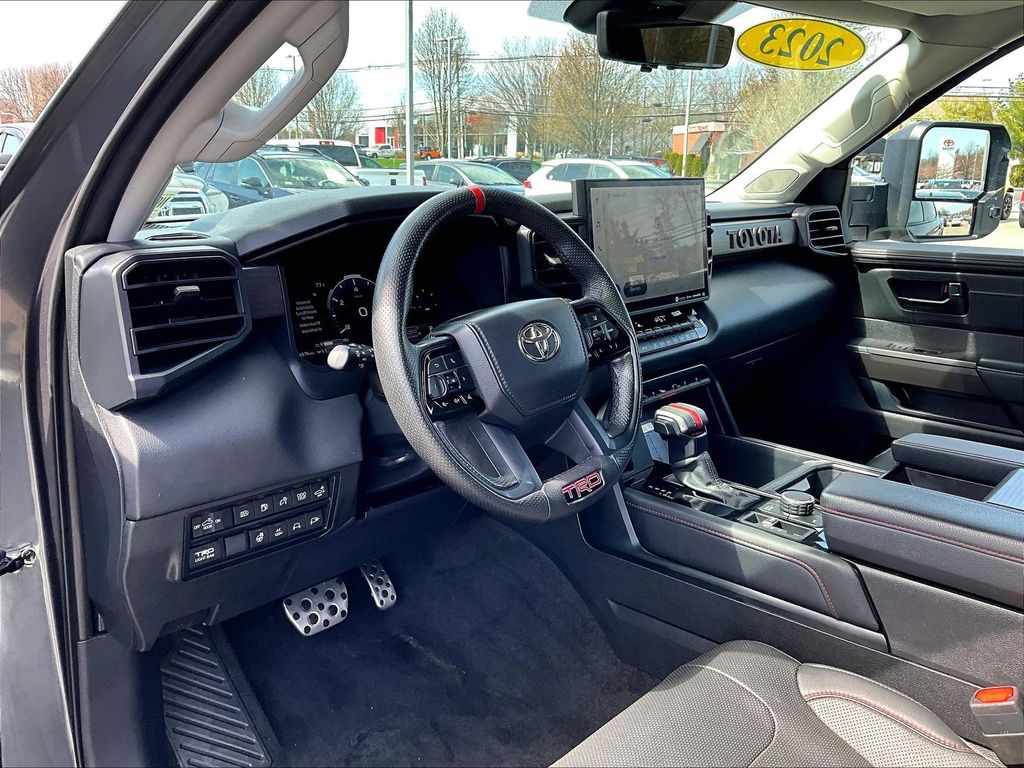 2023 Toyota Tundra Hybrid — photo 8