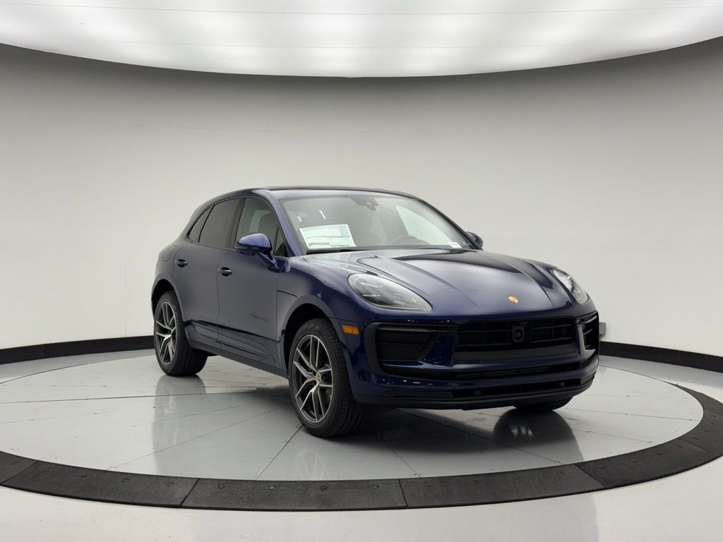 Thumbnail: 2026 Porsche Macan - 8