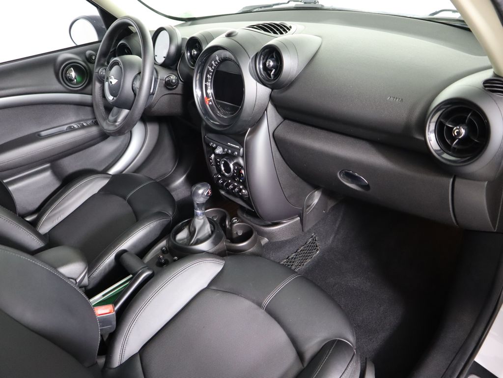 Thumbnail: 2016 MINI Cooper Countryman - 17