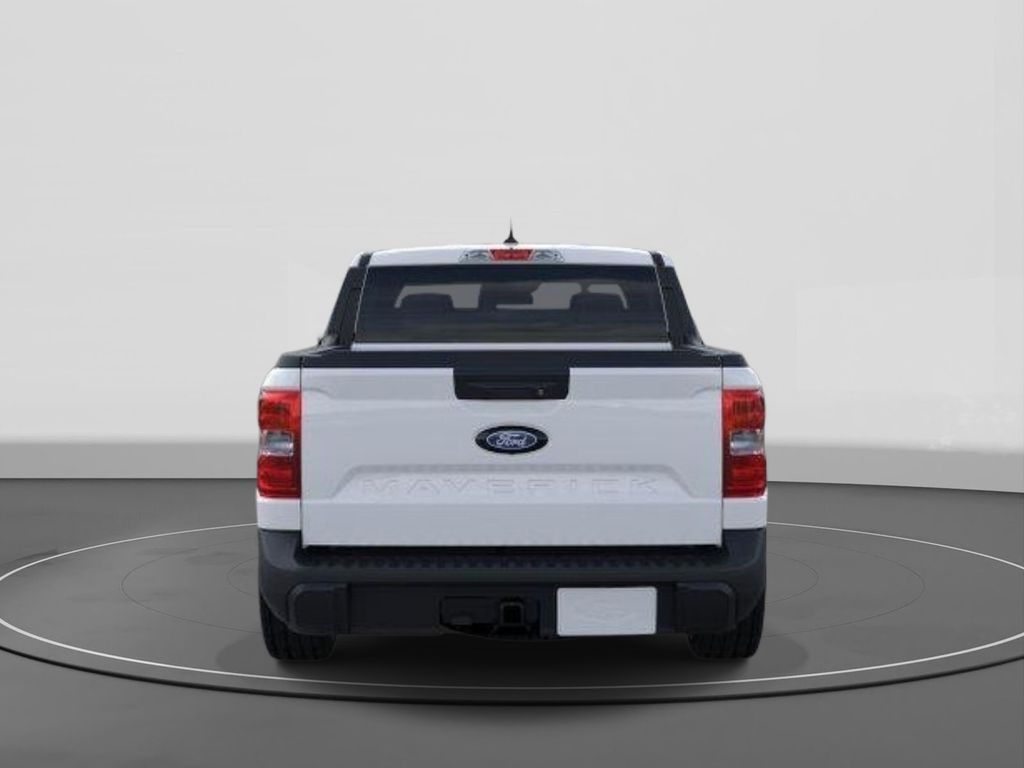 New 2026 Ford Maverick XL 4D Crew Cab
