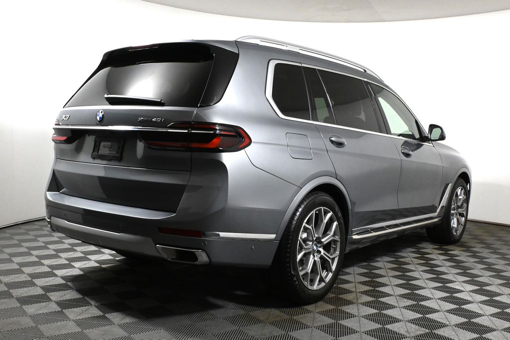 Thumbnail: 2024 BMW X7 - 7