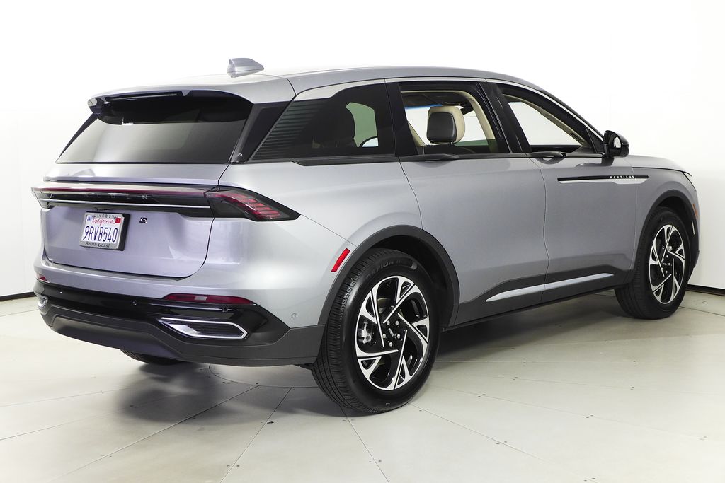 2024 Lincoln Nautilus Premiere 7