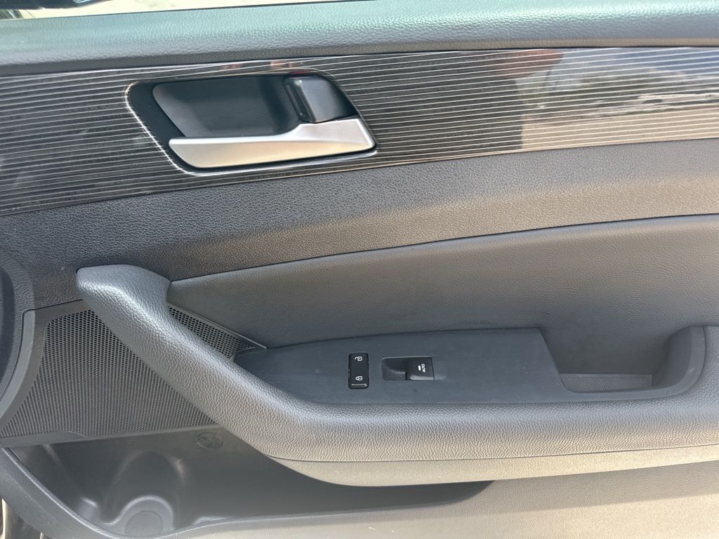 2018 Phantom Black Hyundai Sonata Limited FWD Sedan