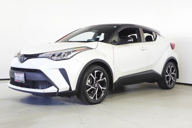 2020 Toyota C-HR XLE 2