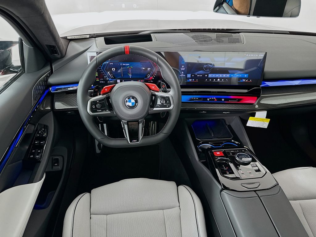 Thumbnail: 2026 BMW M5 - 19